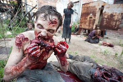 Halloween 2015 - Zombies War The Walking Dead Zombies